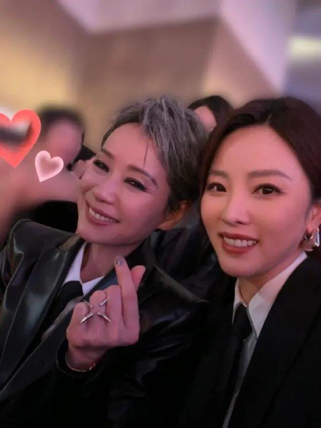 人物||离开央视的女主播们
