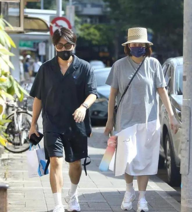 贾静雯的3位家人患癌，弟媳癌症恶化，感谢妈妈的细心照顾