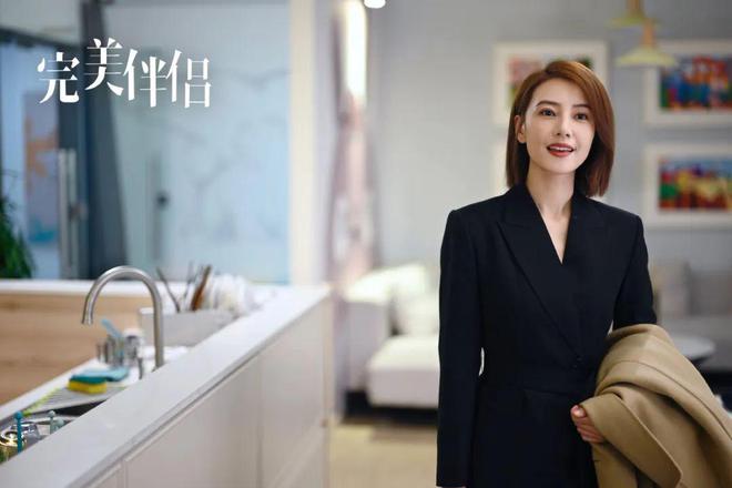 恭喜她，45岁成为“恶女”