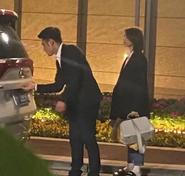 恭喜她，45岁成为“恶女”