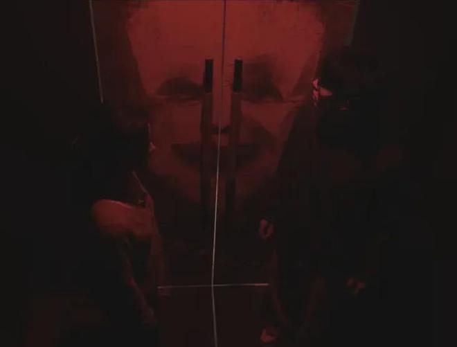《在人间》首播遭吐槽！剧情故弄玄虚难看懂，赵丽颖演技再遭差评