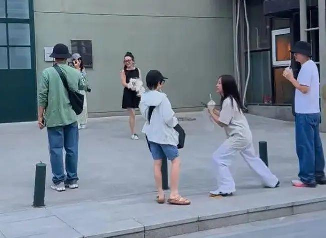 李小璐贾乃亮复婚？沈腾马丽打算解绑？周深罗云熙粉丝掐架？王大陆再被曝涉黑？被影后气到无语的男主？