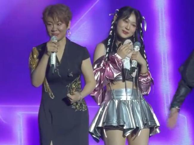 小沈阳女儿讲韩语流利标准 勇气闯韩娱乐圈