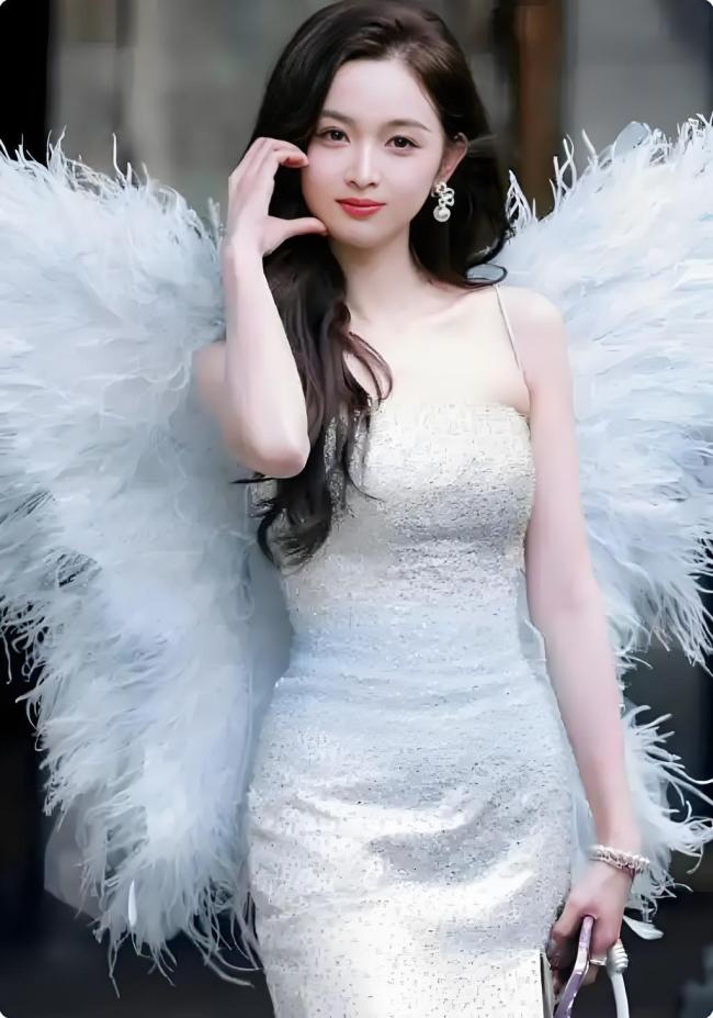 张泉灵说吴宣仪在乘风里赢了 第二名引发热议