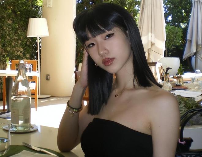 小S女儿不再模仿大S，韩系风甜美路线很漂亮，比妹妹许韶恩还好看