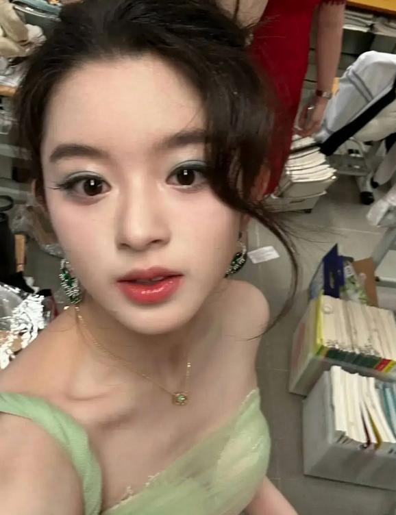 录不录取黄杨钿甜，谁说了算？公众质疑背后藏着哪些隐忧？