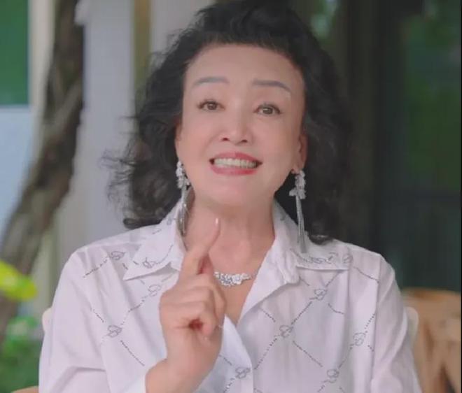 曝麻六记多家门店停业，张兰被美容院持续追债，连5万块都拖欠？