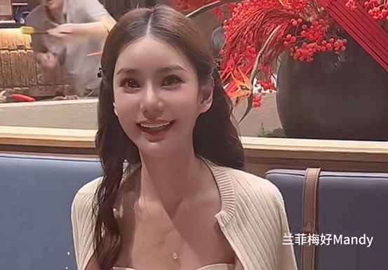 马筱梅生图撞脸S妈，网友感叹好像母女，业内呼吁汪小菲珍惜女方