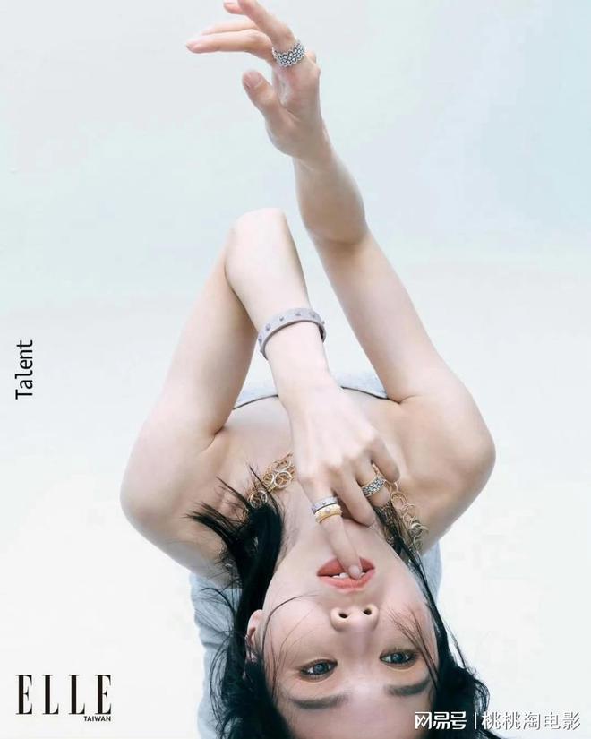 影后谢盈萱台版《ELLE》封面大片，40+“俗女”人生正精彩