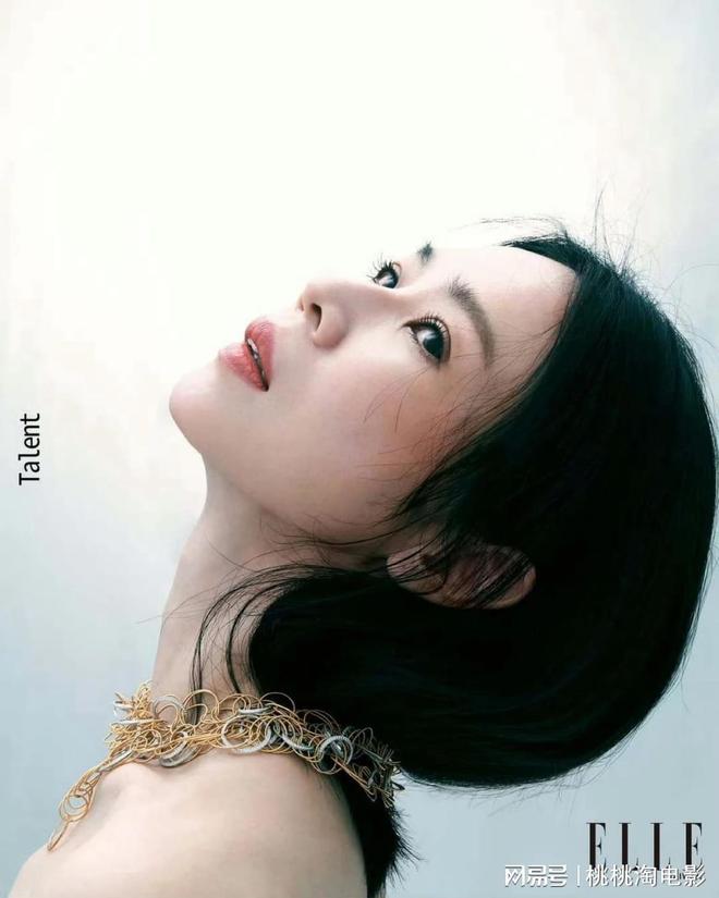 影后谢盈萱台版《ELLE》封面大片，40+“俗女”人生正精彩