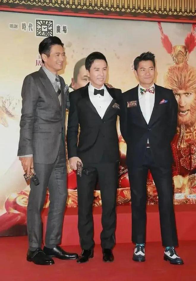 八块腹肌算什么，这些华人男星才是“身材管理大师”……