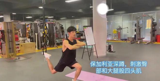八块腹肌算什么，这些华人男星才是“身材管理大师”……