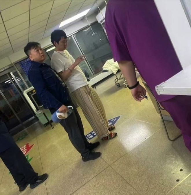 马思纯男友家暴？曹骏被圈内欺负？陈学冬重伤难愈？何与黑脸耍大牌？借工作玩暧昧的艺人？