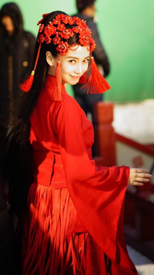 跟黄晓明离婚3年，baby被打回原形，郭德纲的话应验了