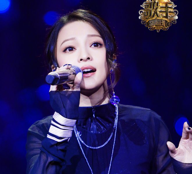 假闺蜜、抢代言，互相内涵？细扒范玮琪跟张韶涵，两人积怨太久