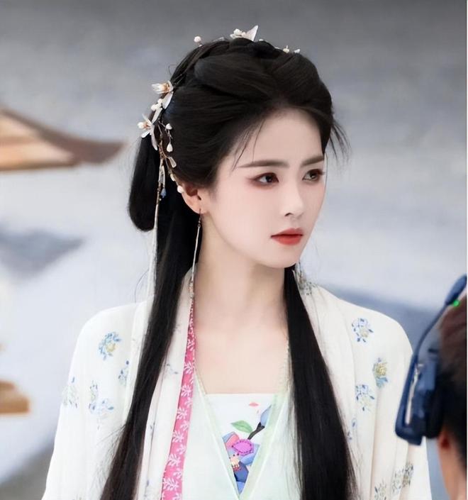 临江仙开播争议多？于正连发6条猛夸，白鹿仙侠剧收官作成色如何