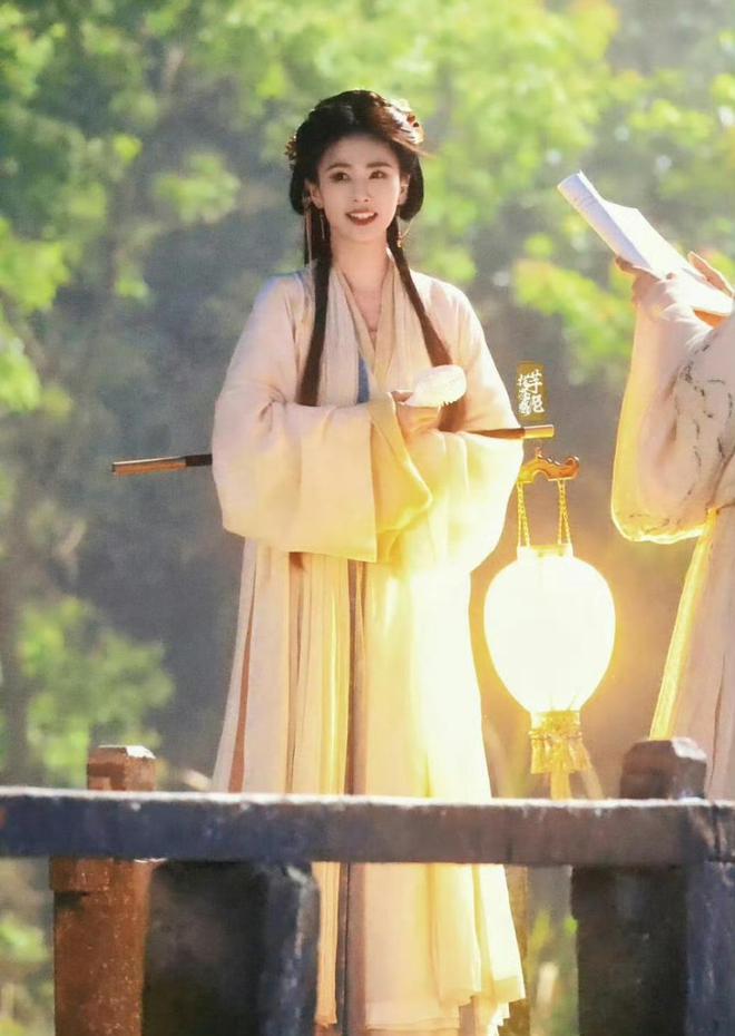 临江仙开播争议多？于正连发6条猛夸，白鹿仙侠剧收官作成色如何