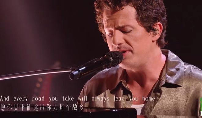 断眉挂电风波升级！演唱音准0偏差，外国音乐博主：明目张胆修音