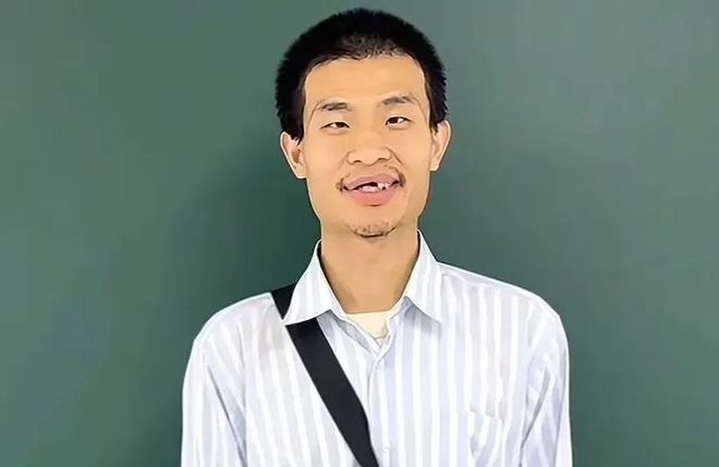 评论韦东奕“学海无牙苦嘬粥”的，是我见过最恶心的抖机灵