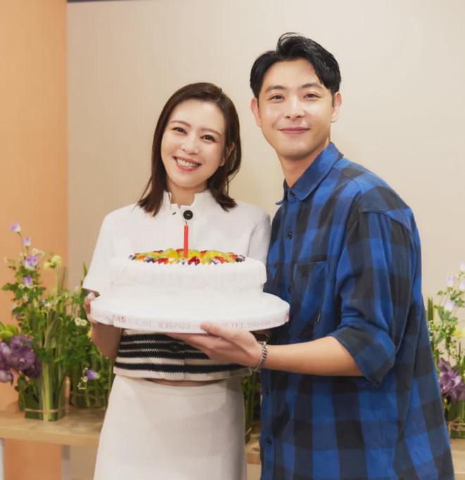 刘品言闪婚闪孕！崴脚时被男方照顾打动，曾因与阮经天恋爱退圈