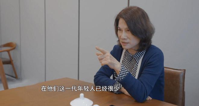 负债千万，仍高调创业？一句“来钱快”，戳穿37岁王自如真实处境