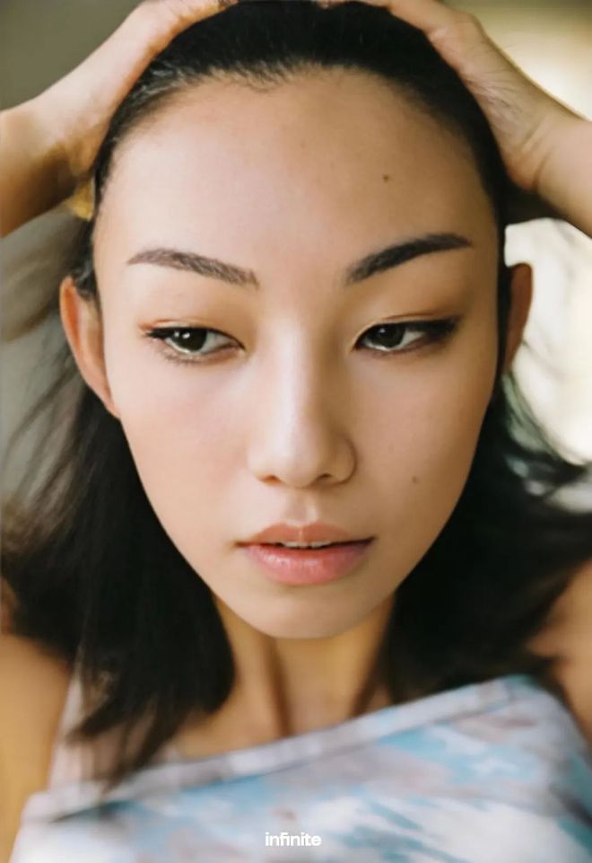 那尔那茜才没空理会普通人的愤怒