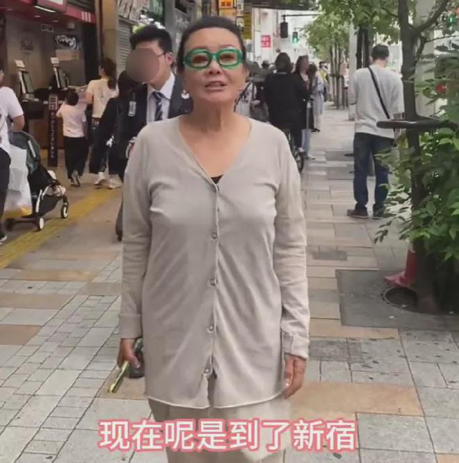 麻六记关店原因被扒，合同到期遭商场清退，汪小菲到处出差寻机会