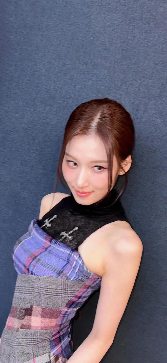 权志龙方否认和sana恋爱，辟谣慢有苦衷，粉丝心疼哥哥被蹭热度