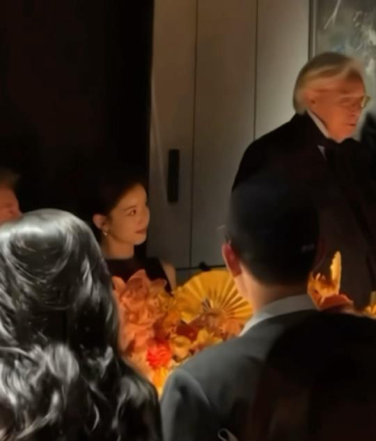 张婧仪，檀健次，章泽天，何超莲出席TOD&apos;S晚宴现场！