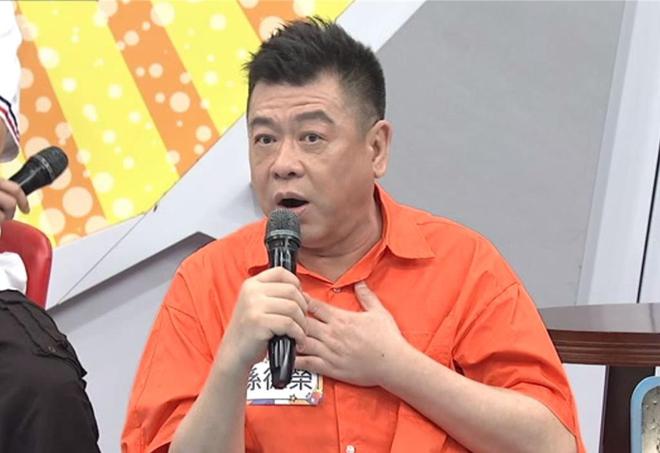 64岁著名艺人立遗嘱：3亿遗产分给25位亲人，寿衣和遗照都已选好