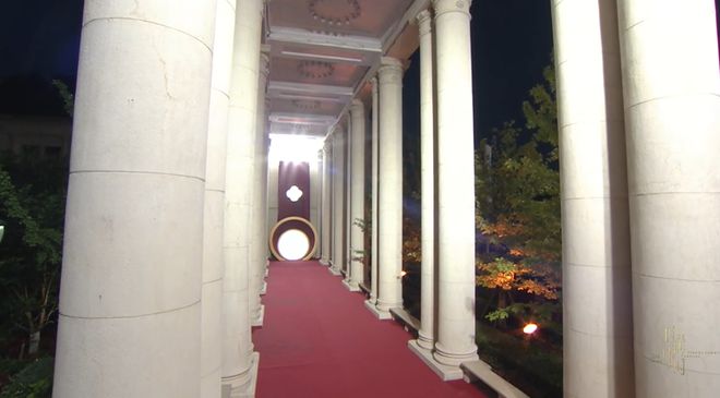 迟到、抢压轴，越大咖越不配合，时尚中国之夜又见明星暗争时刻了