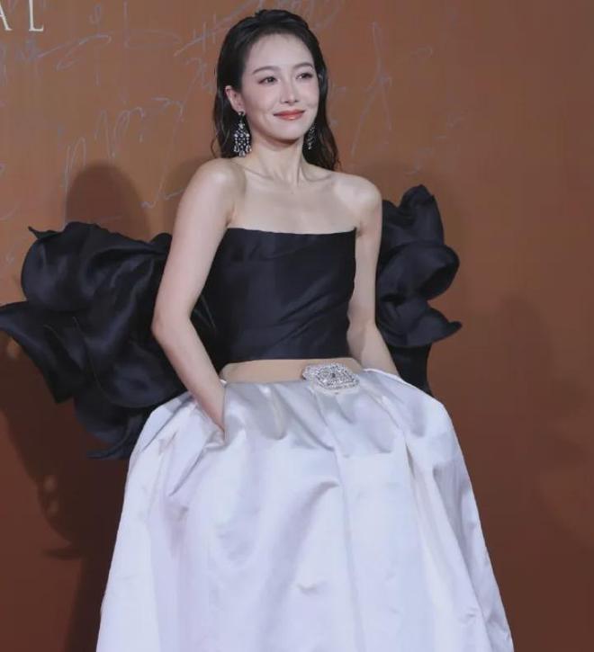 迟到、抢压轴，越大咖越不配合，时尚中国之夜又见明星暗争时刻了