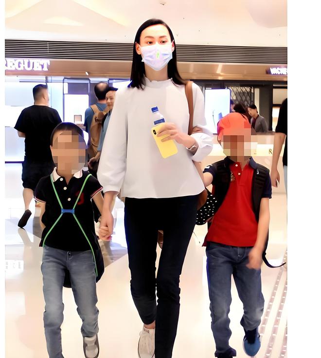 37岁梁洛施新恋情曝光，比她大9岁的新男友到底是什么来头？