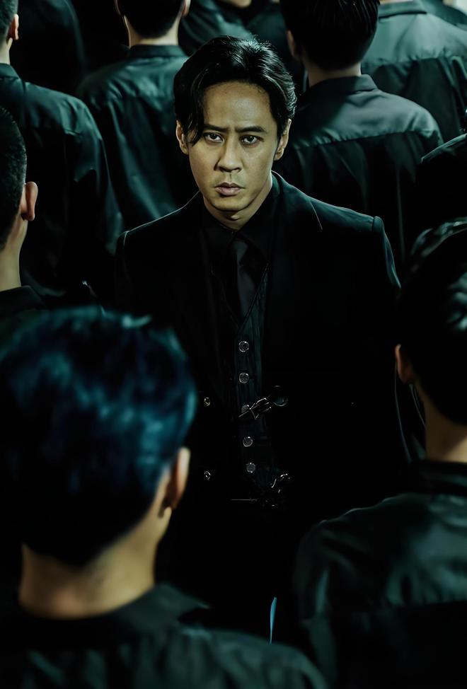 37岁梁洛施新恋情曝光，比她大9岁的新男友到底是什么来头？