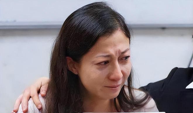小龙女吴卓林8年不回家，吴绮莉在六一儿童节被群嘲令人心疼