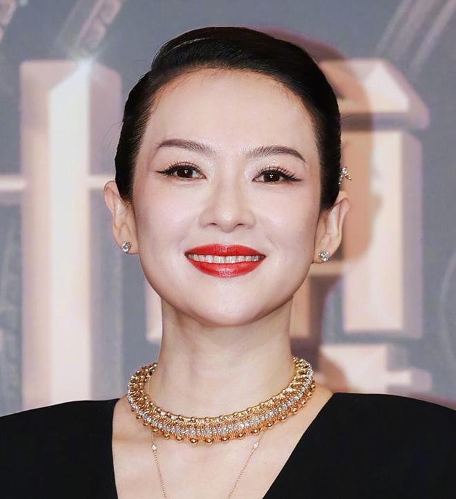 电影之夜红毯生图来了！章子怡一脸富态，钟楚曦太瘦，金晨又变样