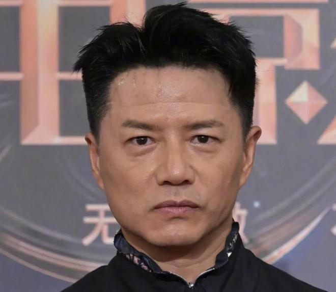 电影之夜红毯生图来了！章子怡一脸富态，钟楚曦太瘦，金晨又变样