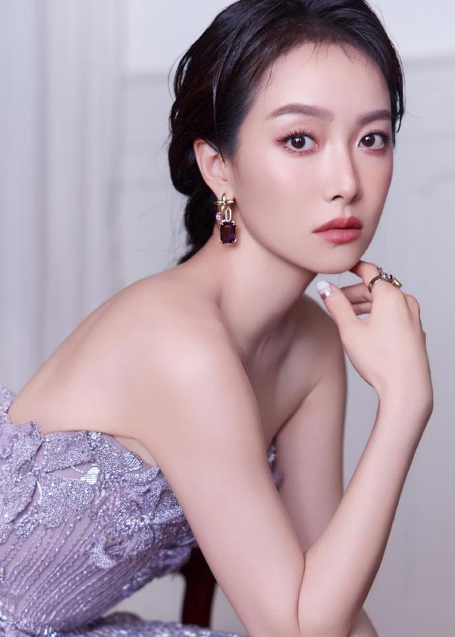 宋茜压轴风波升级！现场媒体晒视频打脸，官方下场发文暗示顺序