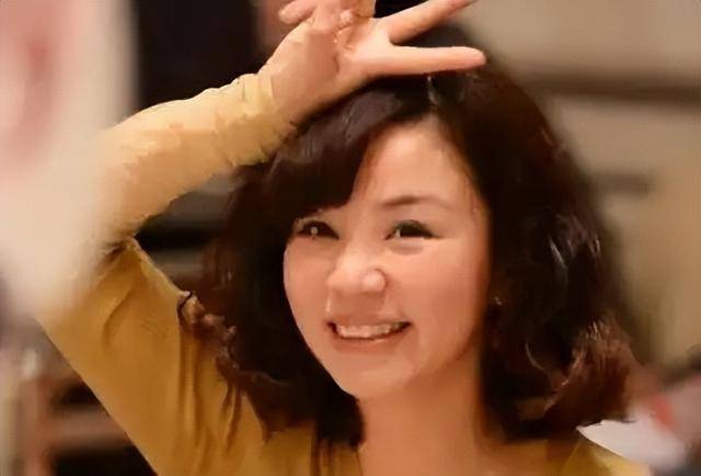 43岁主持人金昀离世，医生曾说她活不过三年，被下上百次病危通知