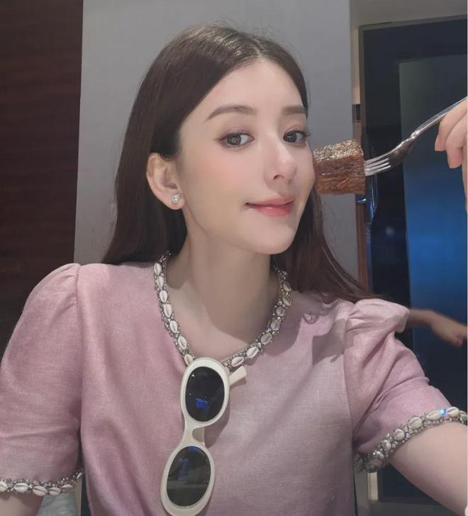 结婚第8年，方媛官宣三胎，是对郭富城最狠的算计