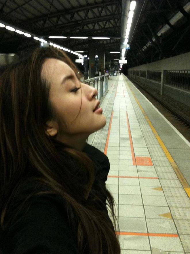 42岁林依晨生下儿子，高龄产妇拼出儿女双全，经纪人说孩子像爸爸