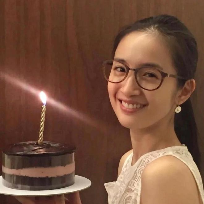42岁林依晨生下儿子，高龄产妇拼出儿女双全，经纪人说孩子像爸爸
