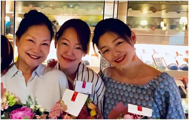心酸！S妈恳求大家放过大S，晒慈善照疑似躲避大S遗产风波