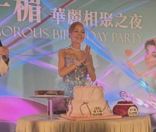 叶子楣庆生59岁，身材傲人！一代艳星为爱隐退，丧偶无娃不遗憾