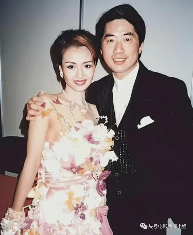 叶子楣庆生59岁，身材傲人！一代艳星为爱隐退，丧偶无娃不遗憾