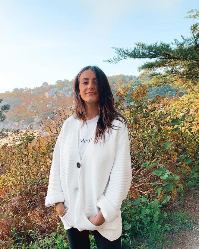 亚马尔早在11岁时便开始关注绯闻女网红，多次点赞其社媒