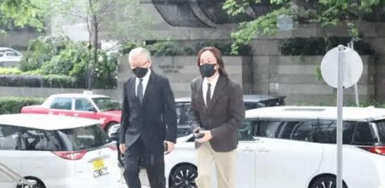 53岁郑中基结束13年婚姻，否认赡养费仅8000元，欲言又止似有苦衷