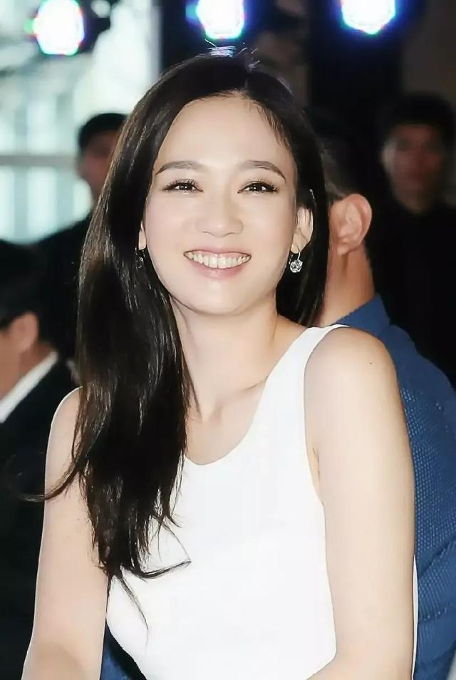 偶像剧女王现状：一个拼命生娃，一个坚持不婚