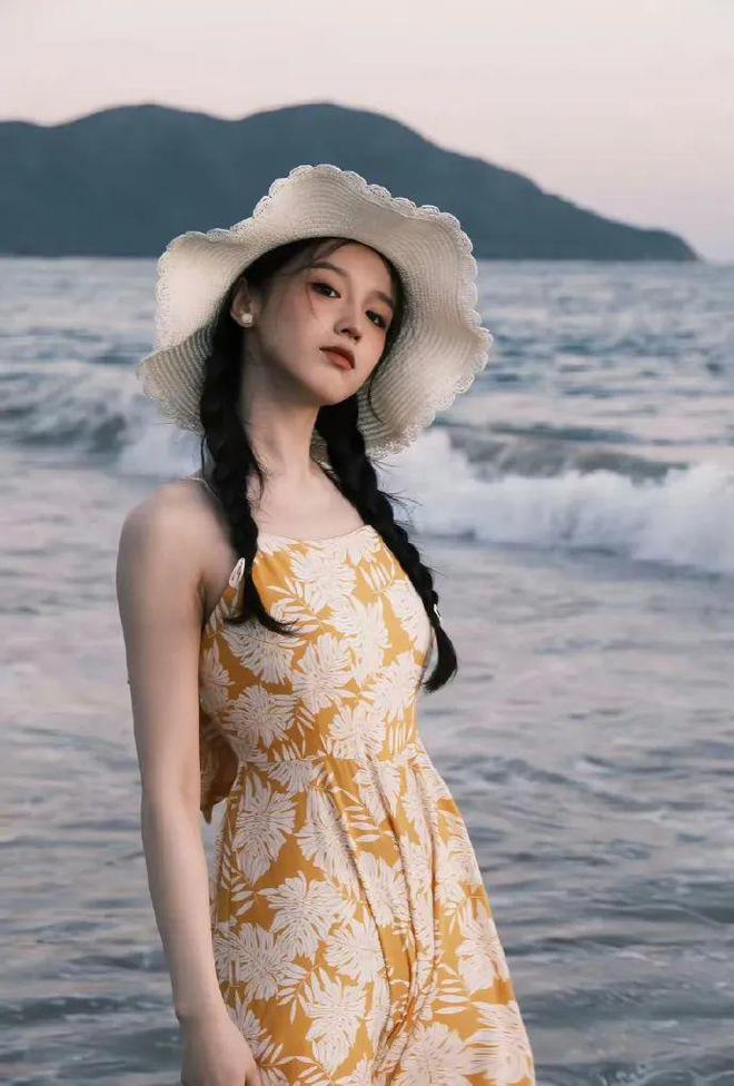 歪嘴小花换头失败？那尔那茜被调查？王大陆帮女友讨债？张雅琪是关系户？姨太问答
