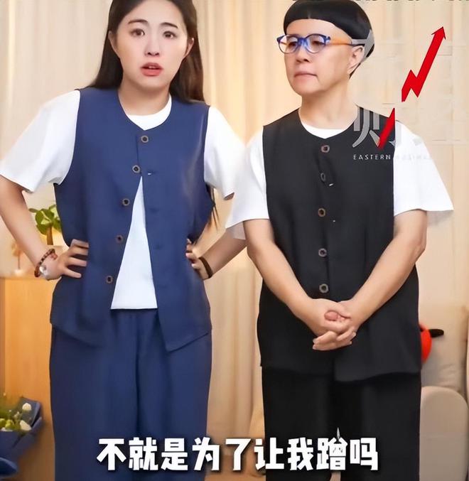 冯小刚19岁小女儿，晒美国高中毕业照，文案引争议，或进军娱乐圈